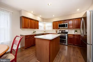 891 Winding River Ln, Phoenixville, PA 19460 - Photo 17