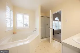 891 Winding River Ln, Phoenixville, PA 19460 - Photo 29