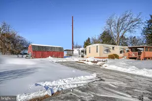 828 Spring City Rd, Phoenixville, PA 19460 - Photo 1