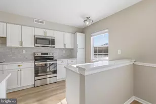 486 Devon Ct, Downingtown, PA 19335 - Photo 9