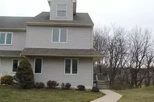 404 Pinebrooke Cir, Downingtown, PA 19335 - Photo 5