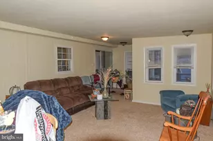 802 W Bridge St, Parkesburg, PA 19365 - Photo 7