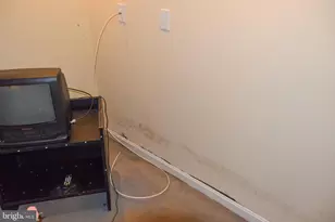 802 W Bridge St, Parkesburg, PA 19365 - Photo 29