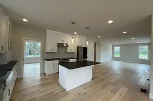 828 Spring City Rd, Phoenixville, PA 19460 - Photo 3