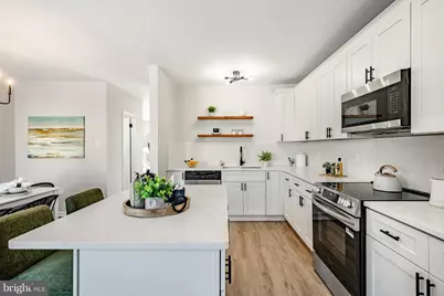 61 Pennsylvania Avenue, Phoenixville, PA 19460 - Photo 3