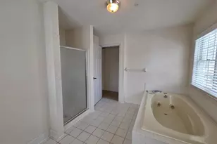 555 W Saxony Dr, Exton, PA 19341 - Photo 15