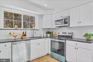 967 W Main St, Coatesville, PA 19320 - Photo 11