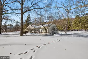 2085 Yellow Springs Rd, Malvern, PA 19355 - Photo 3