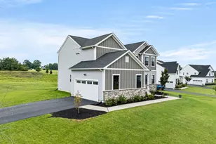 131 Violet Wy, Spring City, PA 19475 - Photo 3