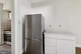 20 S Village Ave, Exton, PA 19341 - Photo 9