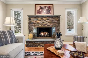 526 Beaumont Cir, West Chester, PA 19380 - Photo 15