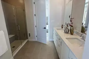 155 Alroy Rd, Malvern, PA 19355 - Photo 3