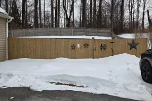 119 Burgundy Ln, Coatesville, PA 19320 - Photo 5