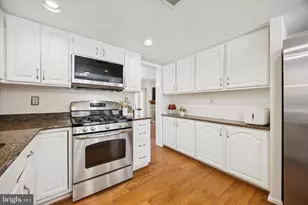 27 Militia Hill Dr, Chesterbrook, PA 19087 - Photo 11