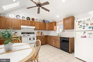 108 Viola Rd, Phoenixville, PA 19460 - Photo 17