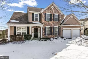 504 Bellemead Cir, Avondale, PA 19311 - Photo 1