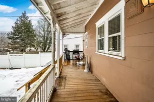 513 W 1st Ave, Parkesburg, PA 19365 - Photo 47