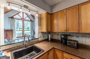 124 Columbia Dr, Coatesville, PA 19320 - Photo 13