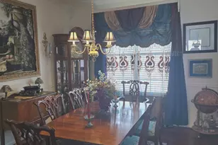 404 W 8th Ave, Parkesburg, PA 19365 - Photo 9