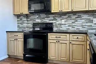 133 E Main St, Pottstown, PA 19465 - Photo 7