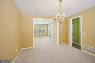 2929 Avebury Stone Cir, Downingtown, PA 19335 - Photo 7