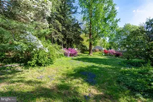 2126 Robin Ln, Pottstown, PA 19465 - Photo 3