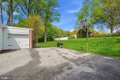 647 Fernfield Circle, Wayne, PA 19087 - Photo 31
