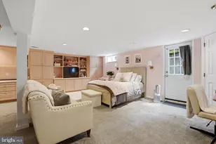 647 Fernfield Cir, Wayne, PA 19087 - Photo 27