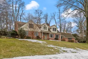 152 Hunters Ln, Devon, PA 19333 - Photo 3