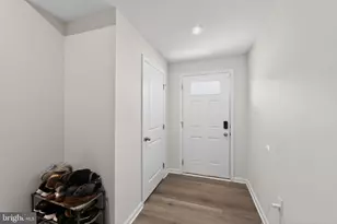 157 Lukens Mill Dr, Coatesville, PA 19320 - Photo 3