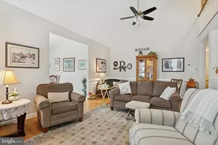 129 Haslan Ln, Coatesville, PA 19320 - Photo 5