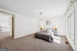 604 Westtown Cir, West Chester, PA 19382 - Photo 15