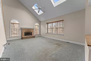 325 Shelbourne Ln, Phoenixville, PA 19460 - Photo 17