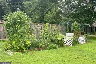 245 Maple St, Oxford, PA 19363 - Photo 23