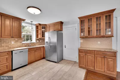 91 S 12th Avenue, Coatesville, PA 19320 - Photo 9