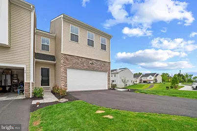56 Painters Way, Pottstown, PA 19465 - Photo 3