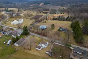 215 Hopewell Rd, Elverson, PA 19520 - Photo 29