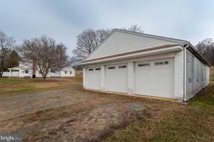 215 Hopewell Rd, Elverson, PA 19520 - Photo 23