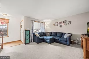 1221 Rhode Island Ln, Downingtown, PA 19335 - Photo 7