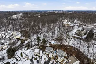 1221 Rhode Island Ln, Downingtown, PA 19335 - Photo 43