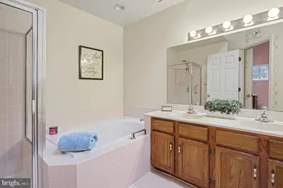 1706 Coventry Pointe Lane, Pottstown, PA 19465 - Photo 17