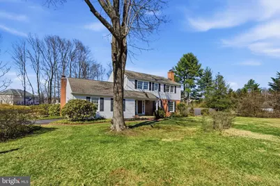 1329 Sugartown Road, Berwyn, PA 19312 - Photo 3