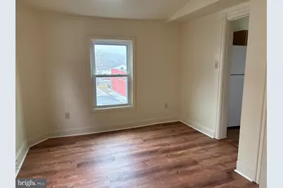 330 E Chestnut Street, Coatesville, PA 19320 - Photo 5