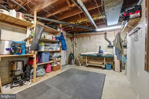 102 Gloucester Ct, Downingtown, PA 19335 - Photo 37