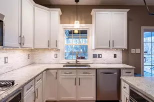 109 Ponds View Dr, Oxford, PA 19363 - Photo 15