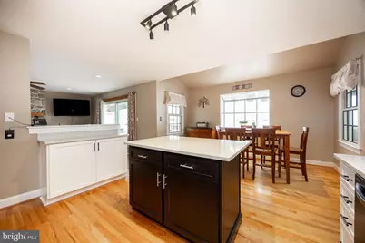 35 Oakwood Lane, Phoenixville, PA 19460 - Photo 7