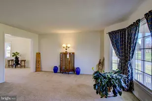 19 Ponds End Dr, Downingtown, PA 19335 - Photo 11