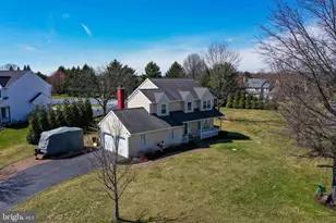 19 Ponds End Dr, Downingtown, PA 19335 - Photo 5