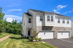 729 Hunsberger Rd, Spring City, PA 19475 - Photo 1