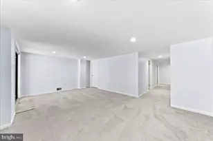 11 Algonquin Ct, Chesterbrook, PA 19087 - Photo 25